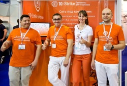 10-Strike's team at expo